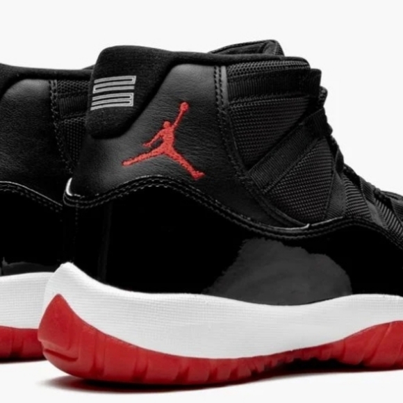 AIRJORDAN NIKE Man shoes Size 9.5 Retro 23  378037-061 1919  excellent condition - Picture 15 of 16